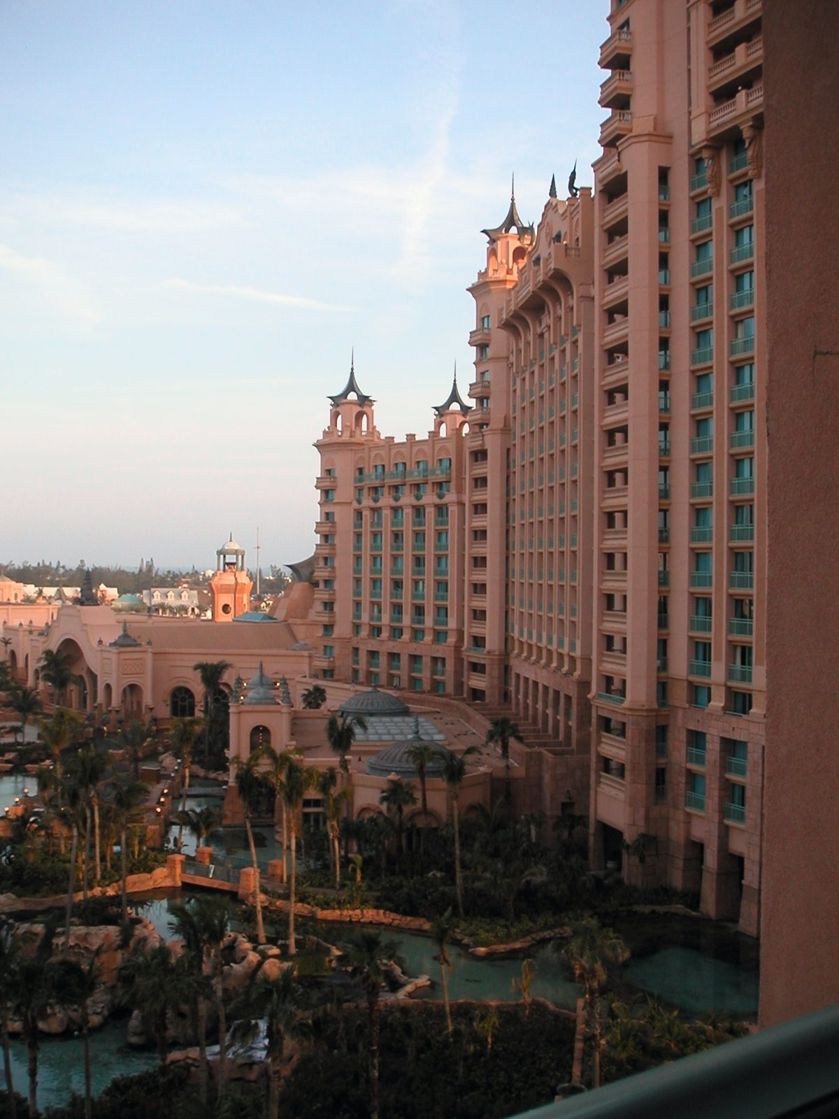 The Royal at Atlantis towers and lagoon